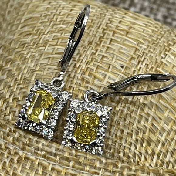 Epiphany Diamonique Yellow Stone Lever-Back Earrings – Vintage Sparkling Beauty - Picture 3 of 16